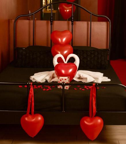 Une love room romantique avec jacuzzi pour couple à WattigniesNord