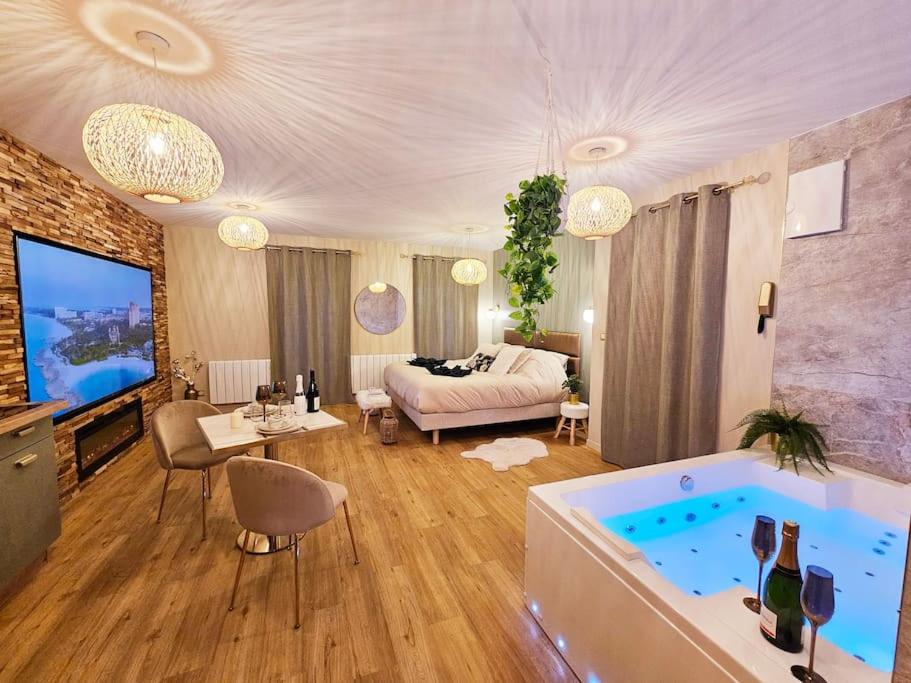 Love room à Oyonnax