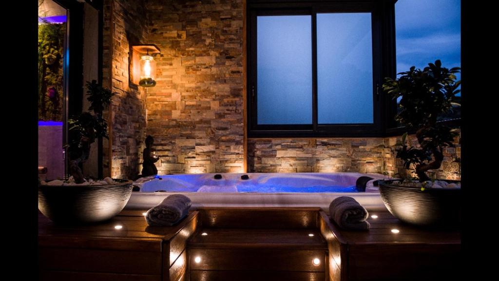 B&B Villa sensorielle — love room à Nice