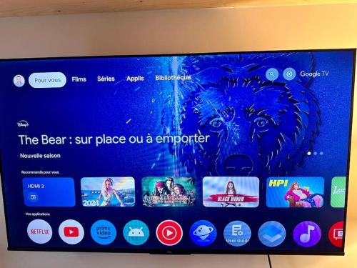 Une love room romantique avec jacuzzi pour couple à NiceAlpes-Maritimes