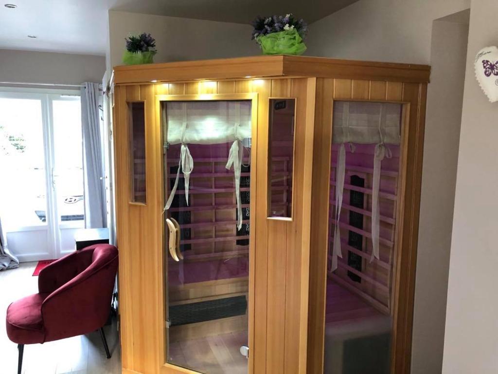 La suite des charmelines — love room à Fours-en-Vexin