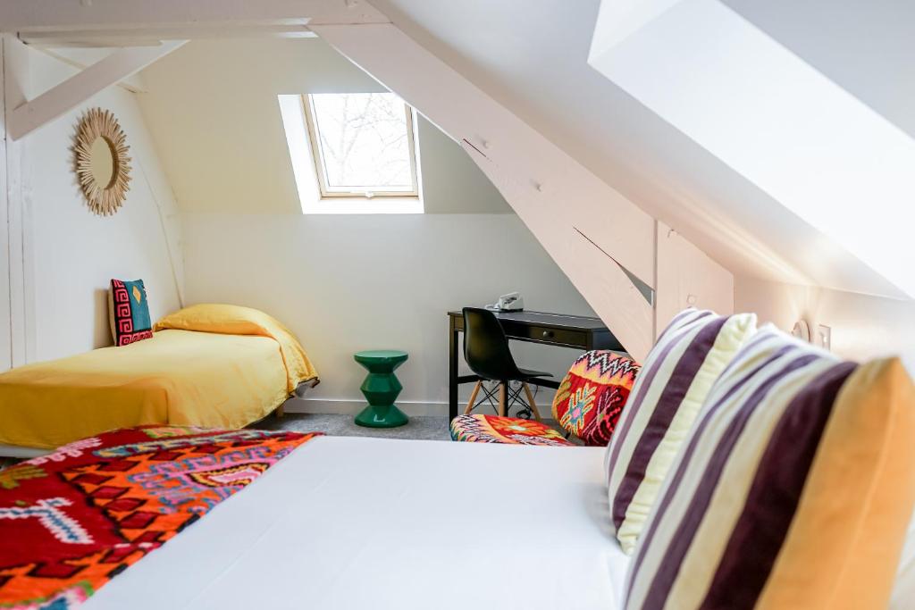 Hôtel Le Collonges — love room à Brive-la-Gaillarde