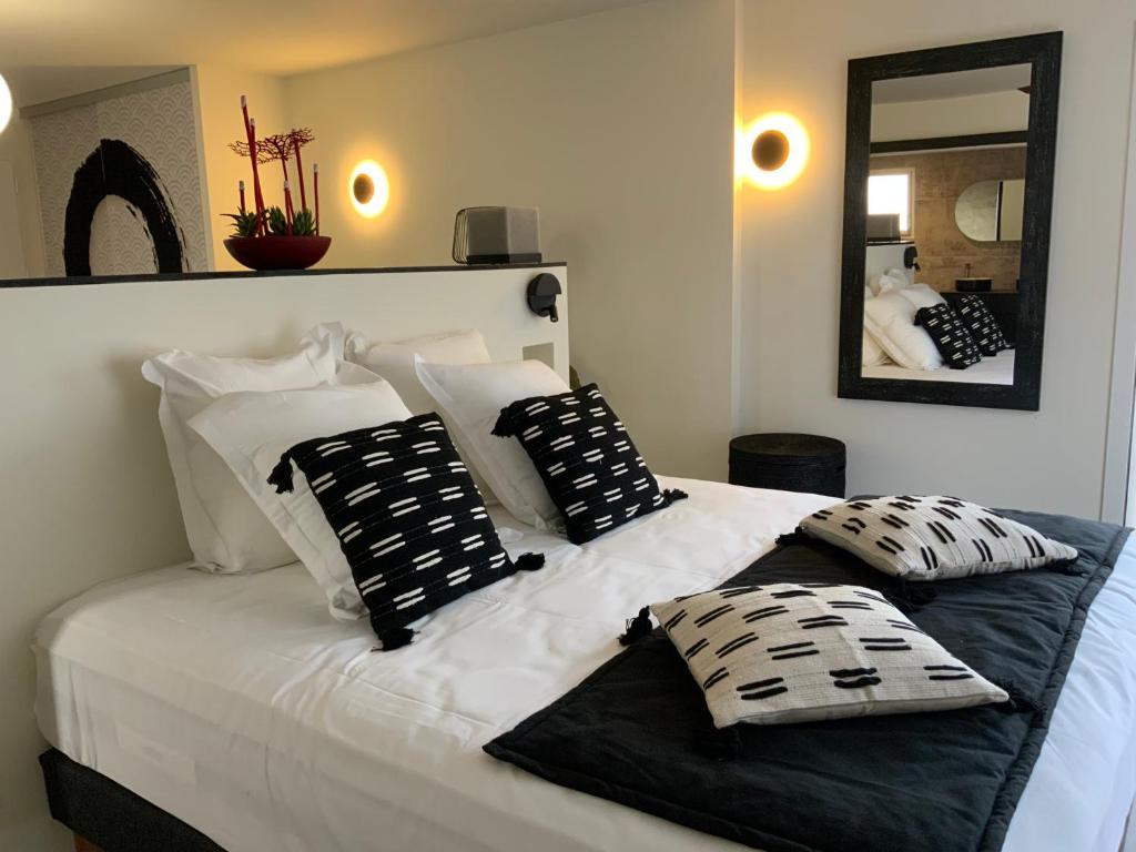 2 A 2 — love room à Montélimar