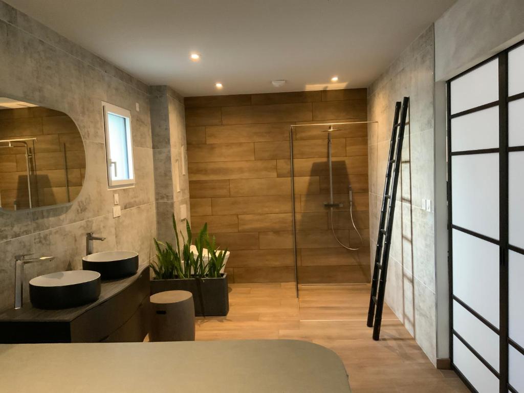 2 A 2 — love room à Montélimar