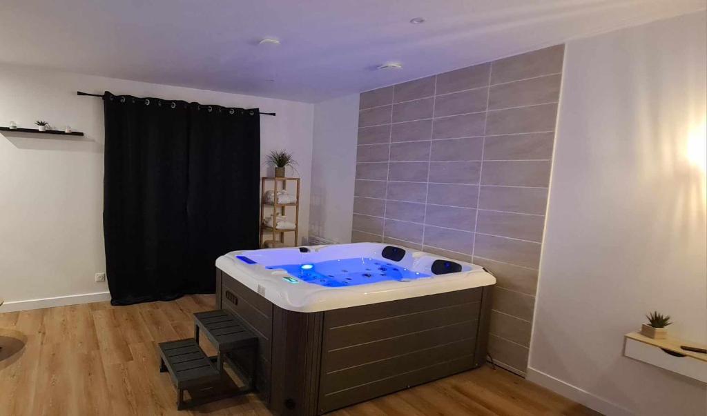 Aqua Rêve — love room à Digne-Les-Bains