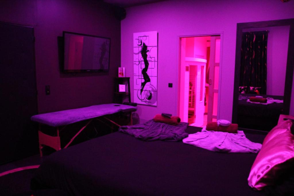 SECRET33 — love room à Floirac