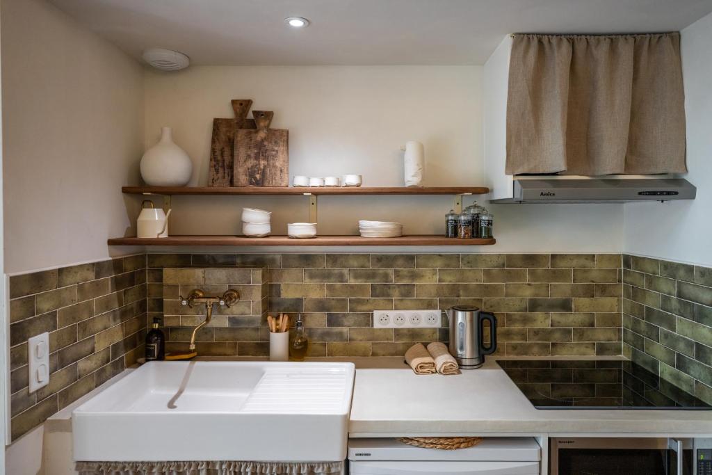 Domaine Wabi sabi lodge – 2 lodges d&rsquo;exception – forêt — love room à Turenne
