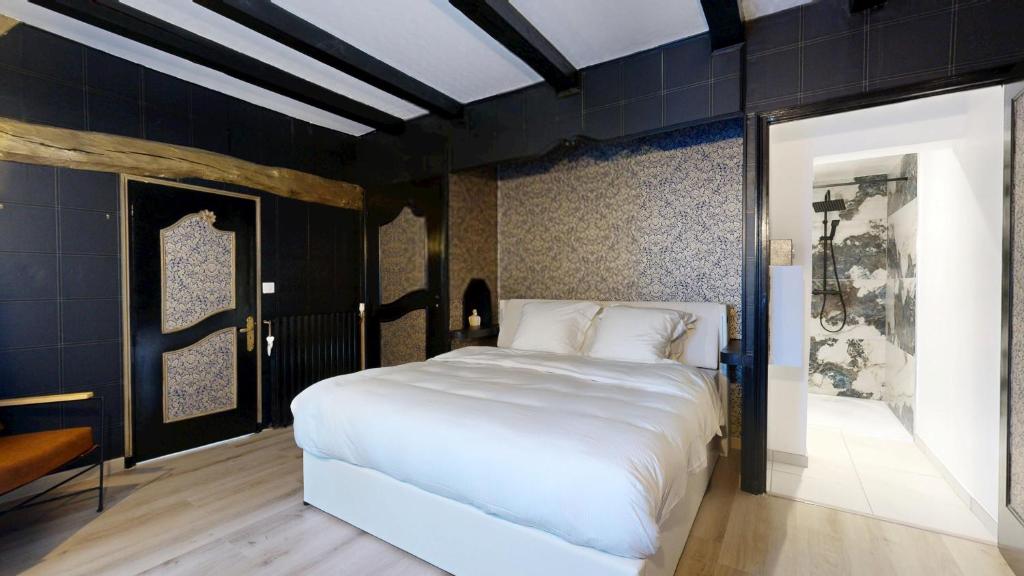 Maison Avec Spa et Sauna Privé — love room à Brive-la-Gaillarde