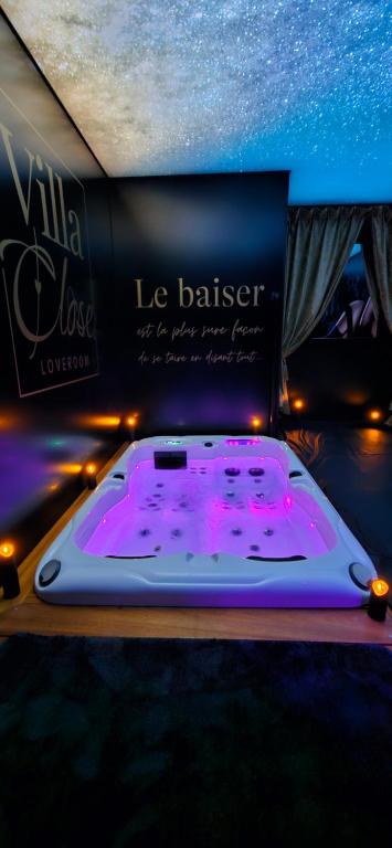 VILLA CLOSE BRIVE centre – LOVE ROOM – SPA privatif