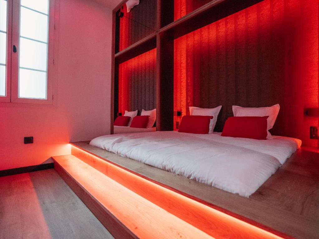L&rsquo;unique – Love-room Romantique — love room à Angoulême