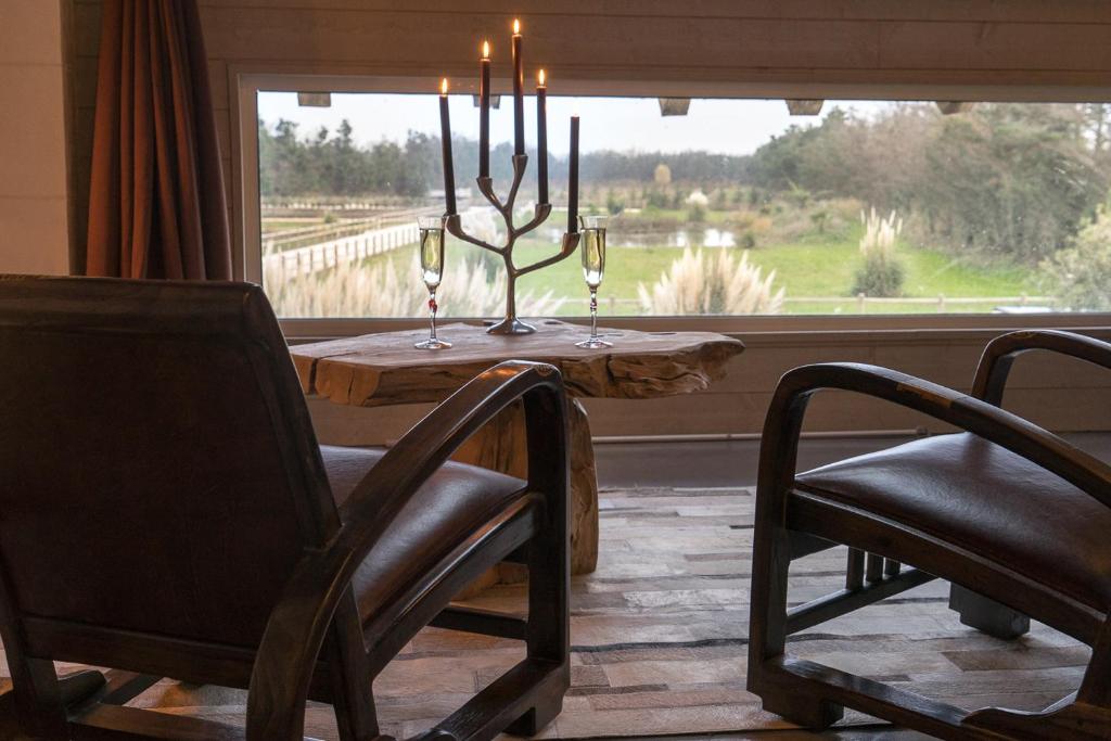 Abri Cosy – Suite Romantique en Camargue — love room à Saint-Gilles