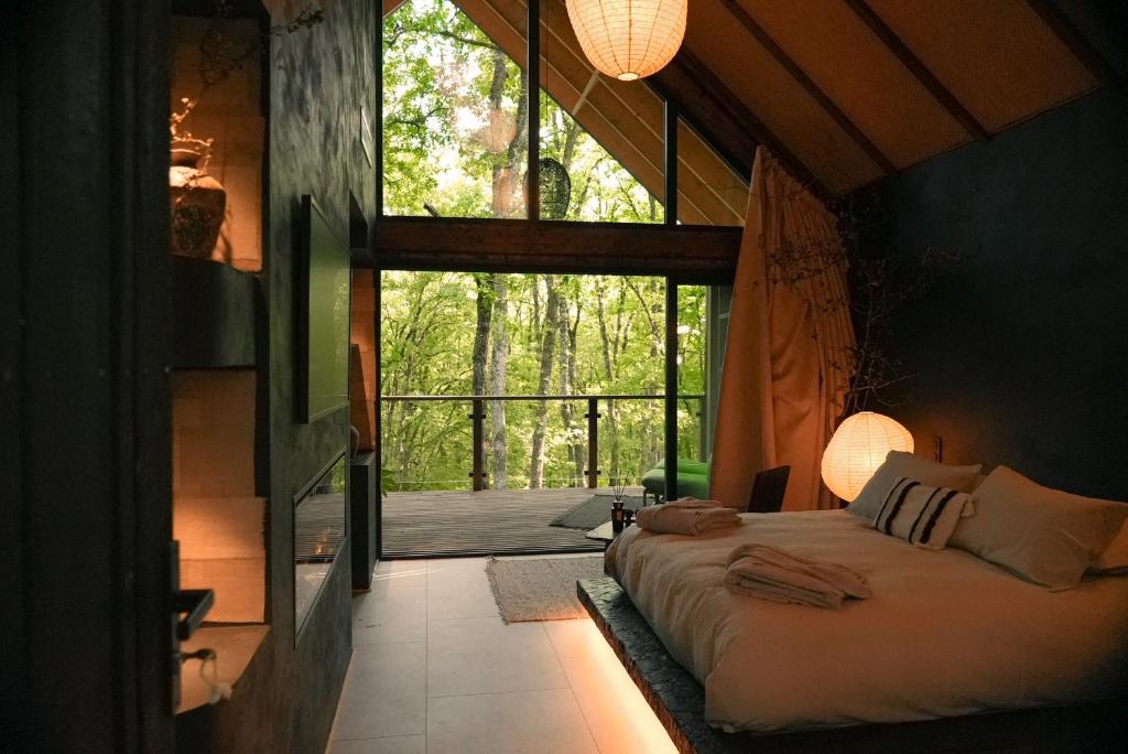 Domaine Wabi sabi lodge – 2 lodges d&rsquo;exception – forêt — love room à Turenne