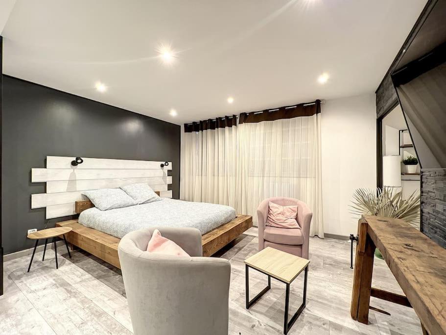 Dream Loft jacuzzi – sauna — love room à Brest