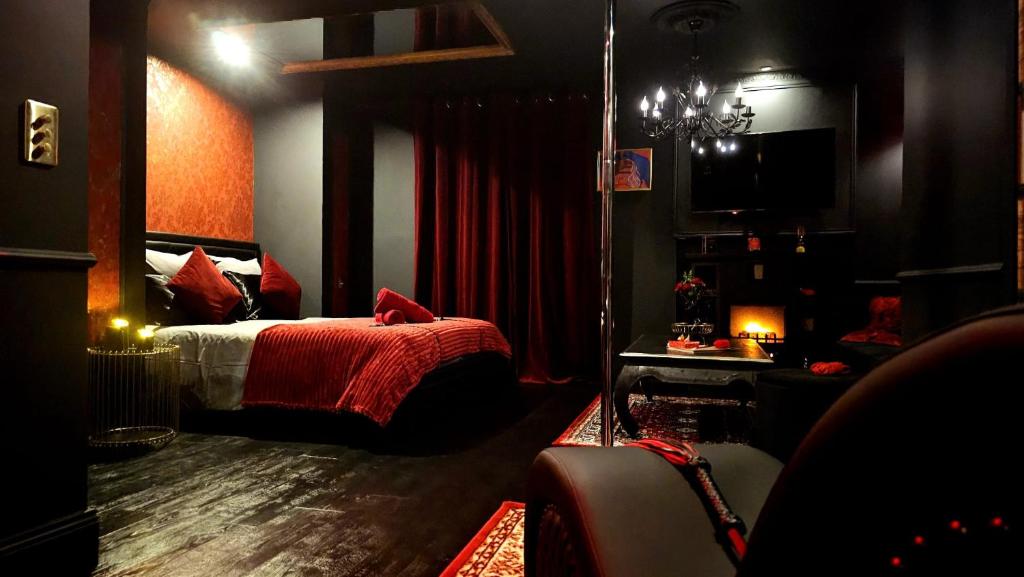 O&rsquo; Plaisirs Interdits – Loveroom — love room à Caen