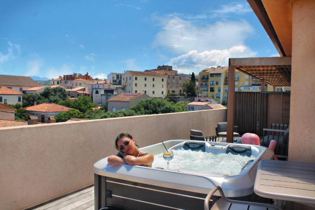 En bord de plage Hôtel & Spa Rocabella — love room à L