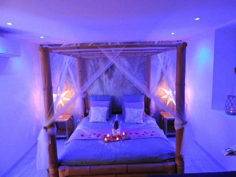 Love Creuse le lieu insolite — love room à Montignat