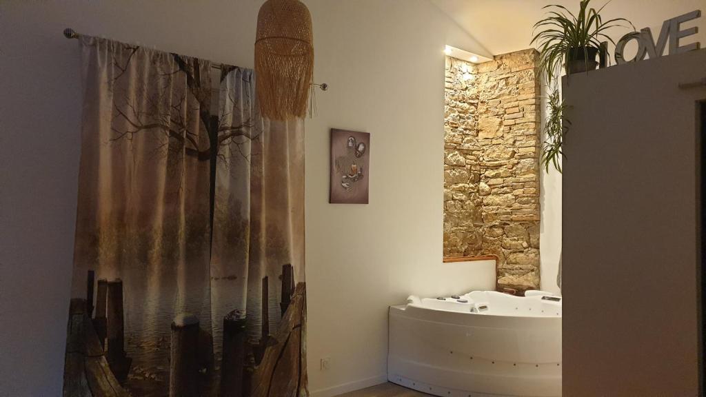 Love Room- Spa- Escale Amoureuse — love room à Puygaillard de Quercy