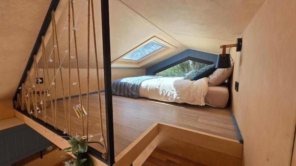 Tiny house Dôme jacuzzi privatif — love room à Yvias