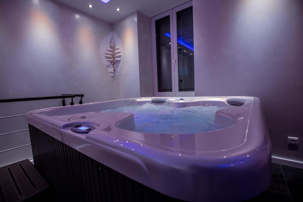 MeandYou Hammametspa — love room à Colmar