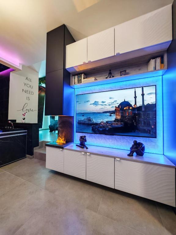– Aux Bulles 2 – Suite & SPA – By Skyline Résidence — love room à Limoges