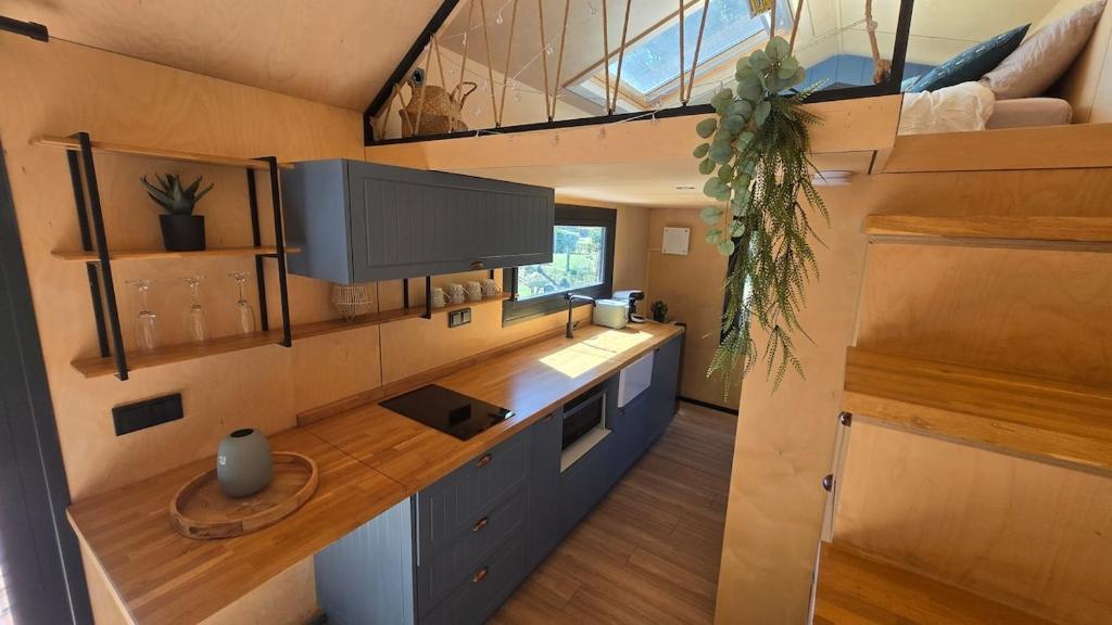 Tiny house Dôme jacuzzi privatif — love room à Yvias
