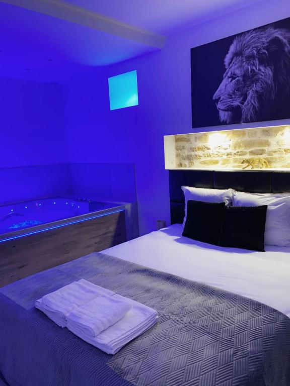 Love room L’appart [é] spa à Beure