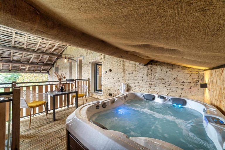 Love room Le Cocon & SPA Privé – l’Oliveraie d’Eurocentre à Castelnau-d