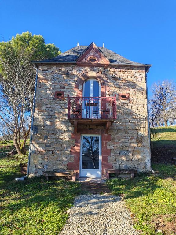 Gite a collonges la rouge avec spa