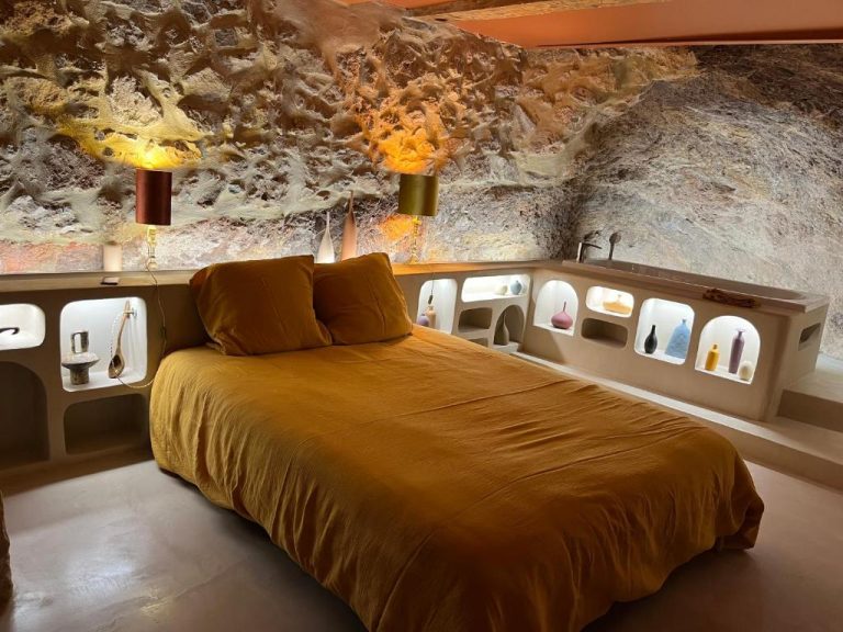 En bord de plage LA ROCHE DOREE – Golden Rock Suite