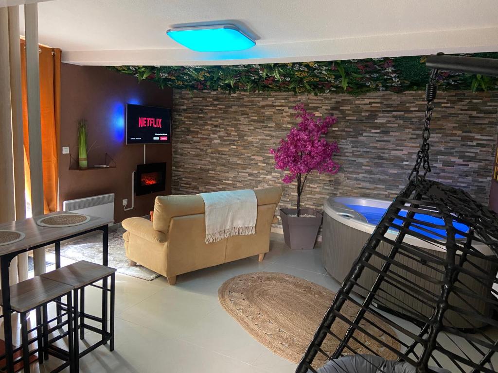 Lyn&rsquo;SPA — love room à Kingersheim