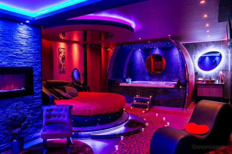 Love room L’Insolite Spa Privatif  »Suite Luxueuse-Jacuzzi » à Toulouse